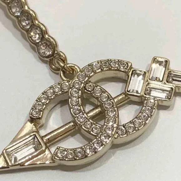 CHANEL CC Logos Rhinestone Arrow Stud Earrings Gold Tone B23C Auth w/Box - Picture 10 of 16